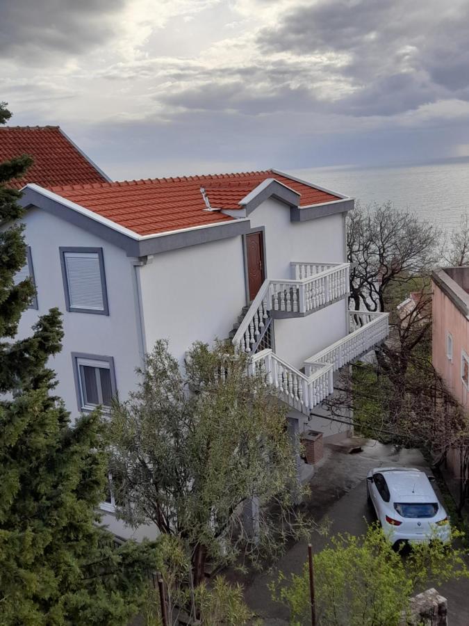 Ivana Ratac Apartment